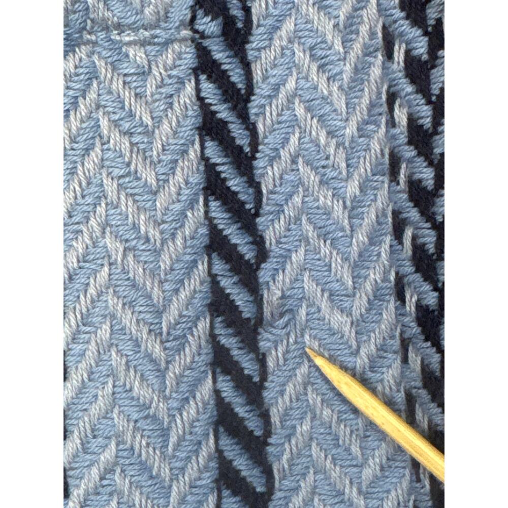 Gap Mens Textured Woven Shirt Size Large Blue Vertical Stripe Camp Shirt Summer - Picture 5 of 9